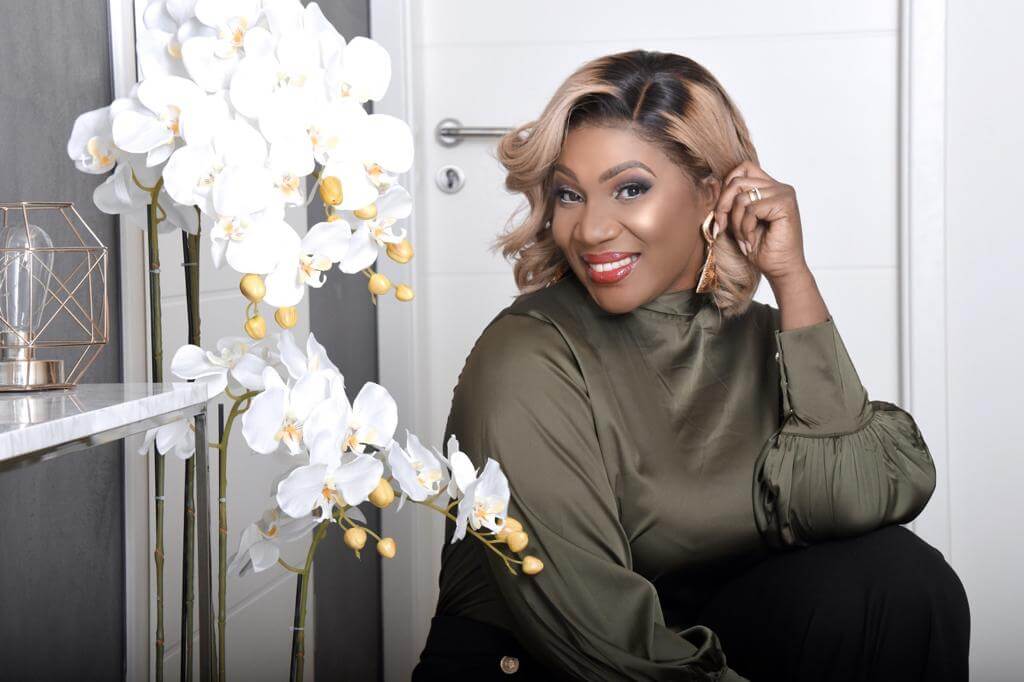 Lady Sonia Comment Je Suis Devenu Coach De Vie